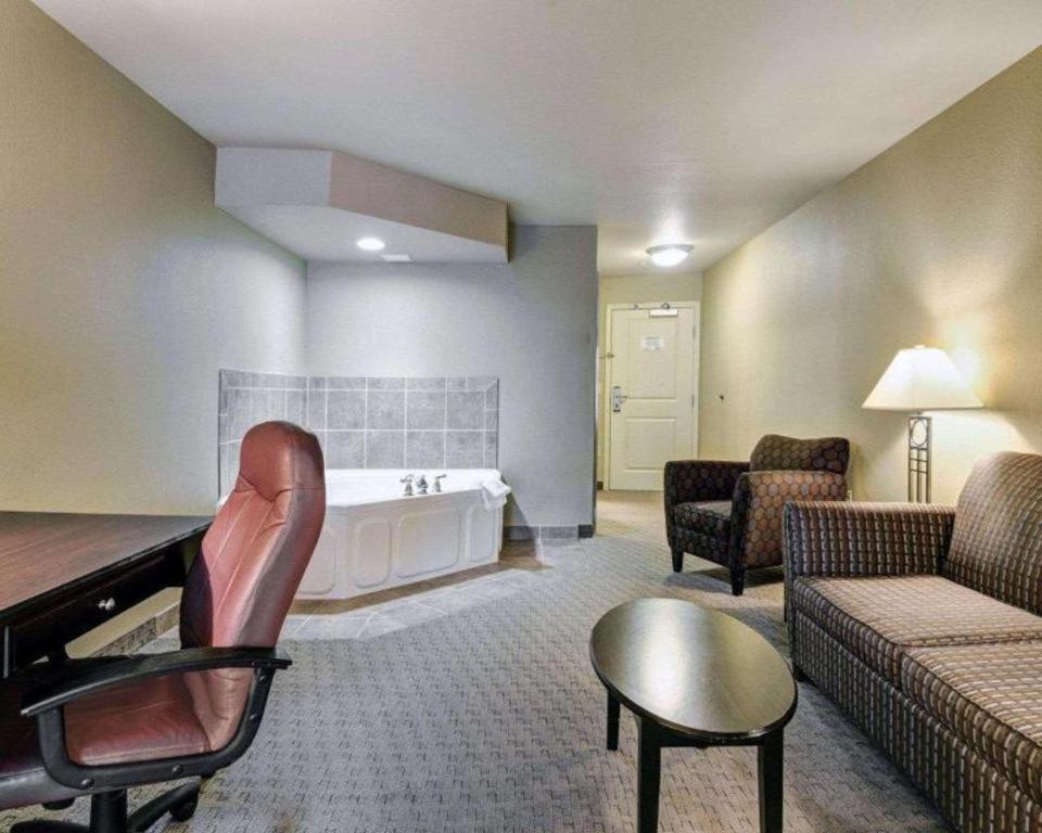 Comfort Suites Near Hot Springs Park Exterior foto